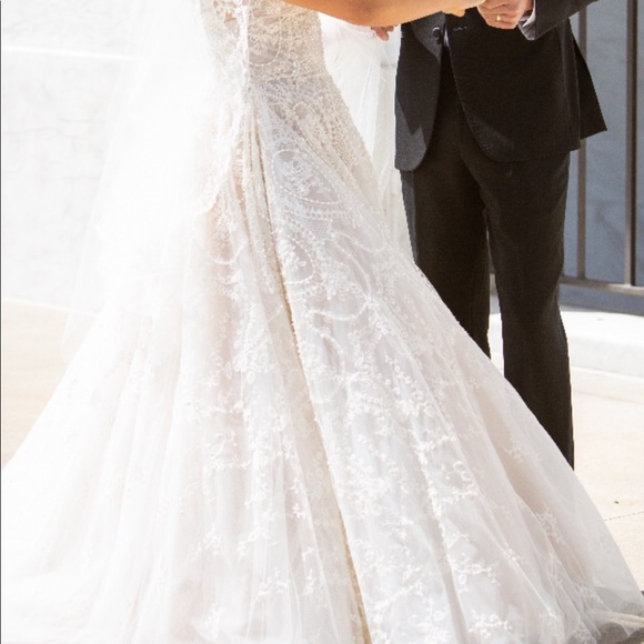 Ersa Atelier IVORY wedding dress - Picture 8 of 8